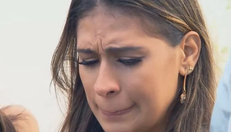Imagem mostrando Simone Mendes em entrevista falando sobre tensão na relação com sua irmã Simaria