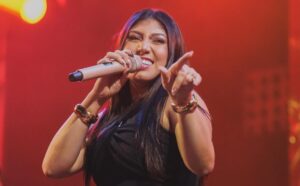 Fernandinha grava DVD “Play no Sonho” e se firma como nova aposta do forró