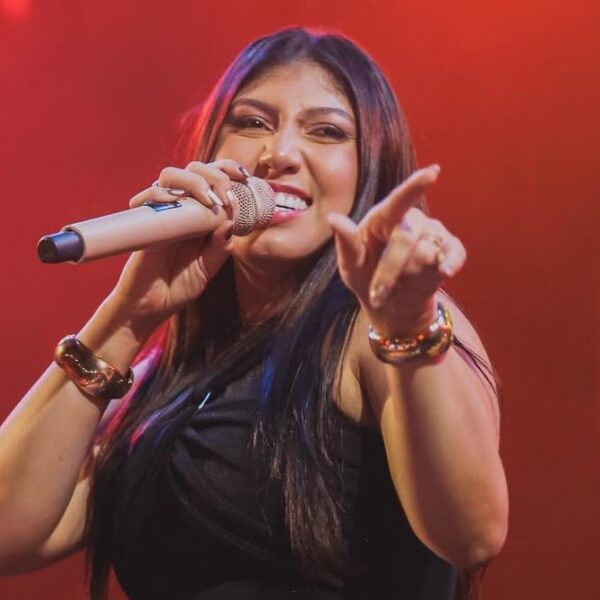 Fernandinha grava DVD “Play no Sonho” e se firma como nova aposta do forró